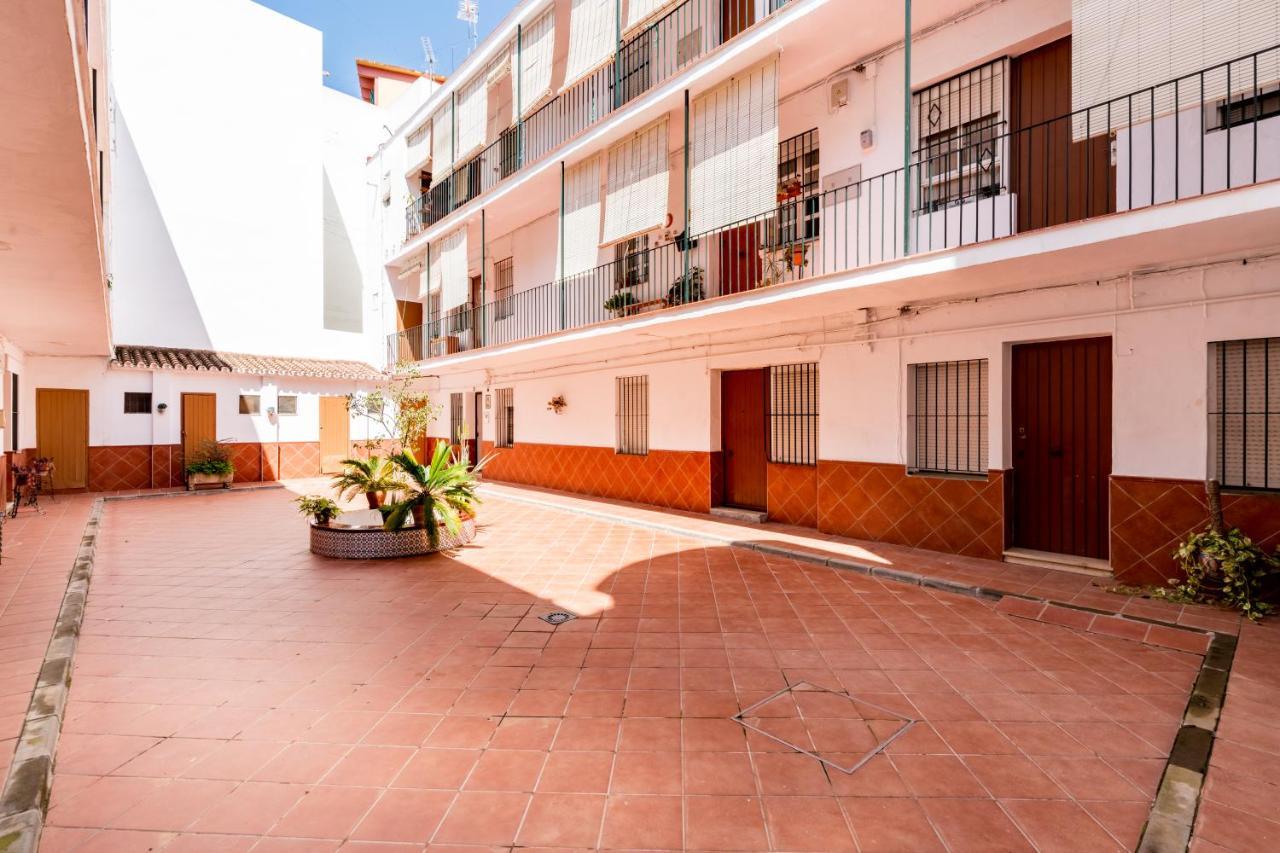 Holi-Rent Salado Appartement Sevilla Buitenkant foto