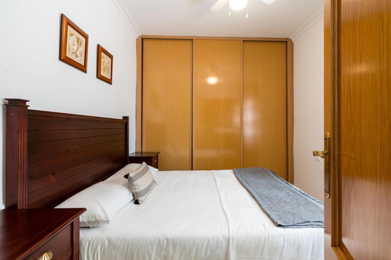 Holi-Rent Salado Appartement Sevilla Buitenkant foto